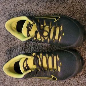 EUC Men's Nike Training REAX  Athletic Shoe